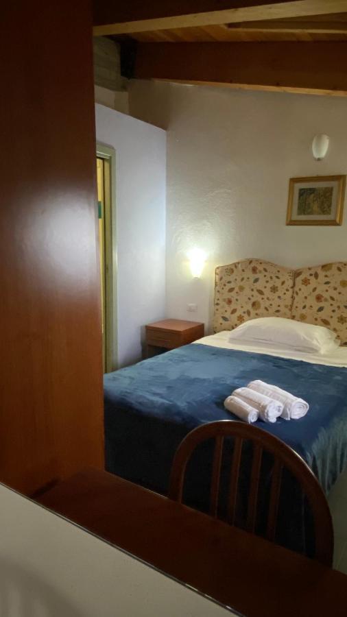 Locanda Le Ginestre Cantalupo in Sabina Kültér fotó